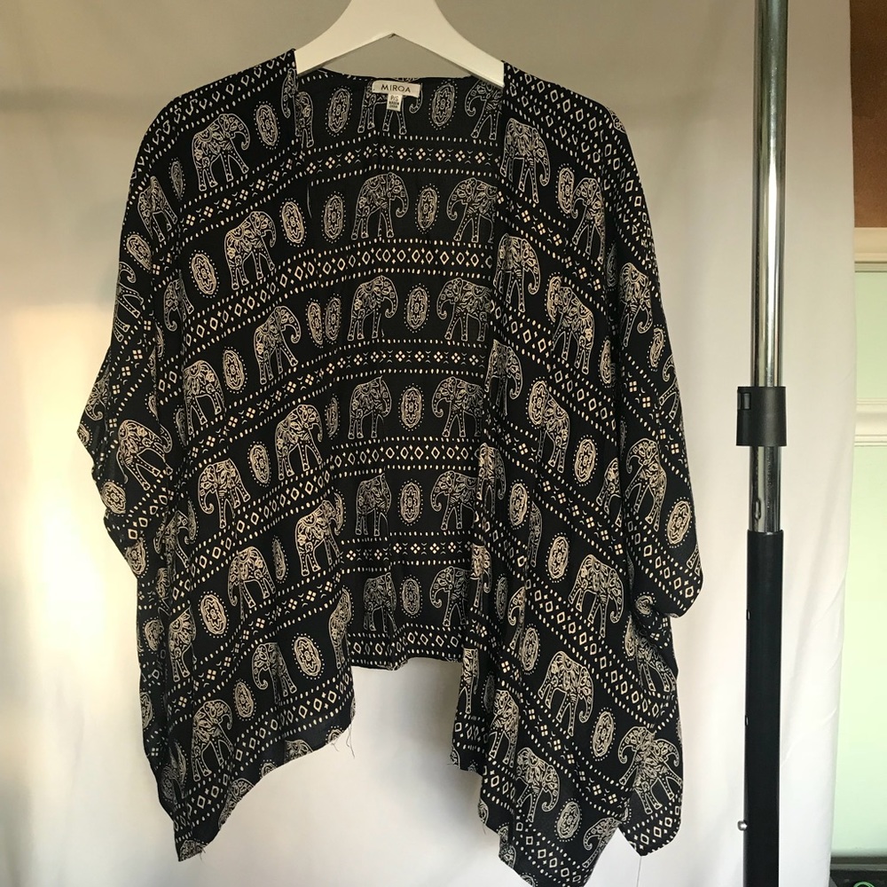 Open Layering Cardigan w/ Elephants Print